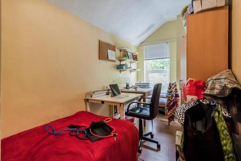 4 bedroom terraced house to rent, Dawlish Road, Birmingham B29