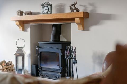 The Corner House Merriott Road, Hinton St George, TA17 8SL