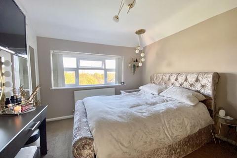 83 Blackberry Lane, Sutton Coldfield, B74 4JF