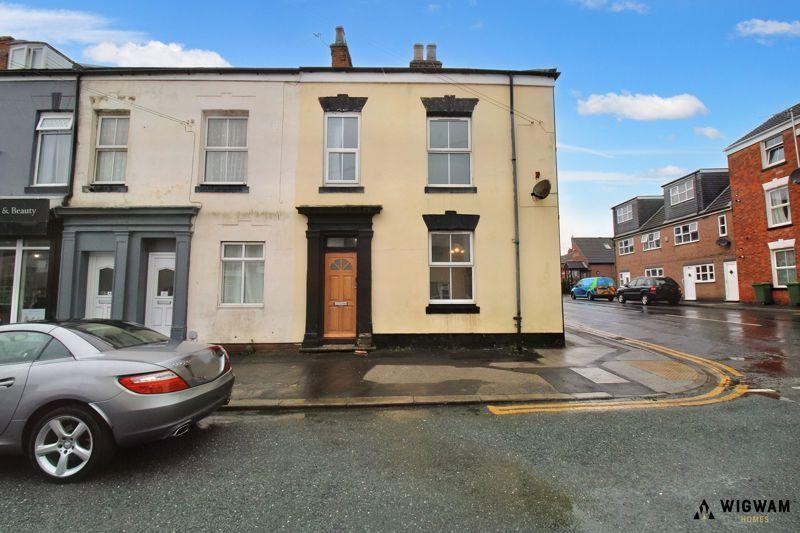 Queen Street, Withernsea, HU19 6 bed property for sale £100,000