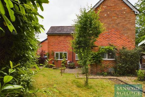 3 bedroom detached house for sale, Soke Road, Silchester, Reading, Hampshire, RG7