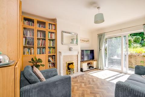 2 bedroom semi-detached bungalow for sale - Presdales Drive, Ware SG12