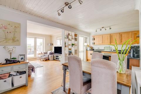 2 bedroom semi-detached bungalow for sale - Milton Road, Ware SG12