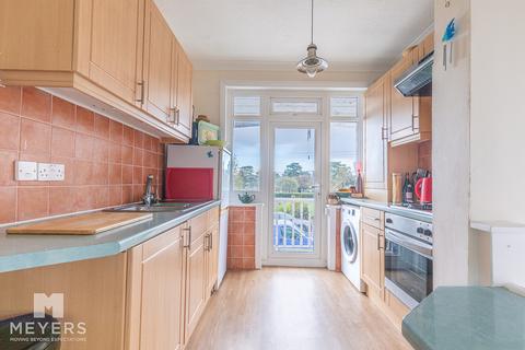 2 bedroom flat for sale, Fitzharris Avenue, Bournemouth, BH9 1BZ