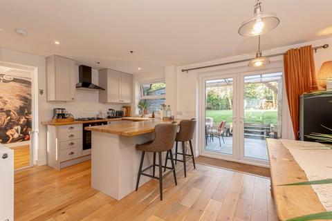 30 Wagtail Close, Horsham, RH12 5HL