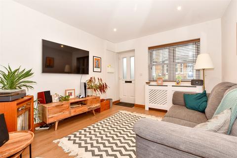 2 bedroom end of terrace house for sale, Grotto Gardens, Margate, Kent