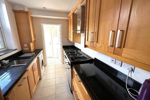 3 bedroom terraced house for sale, Round Green, Luton LU2