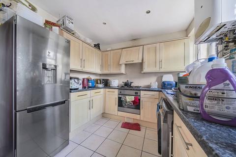 31 Williams Avenue, London, E17 5HX