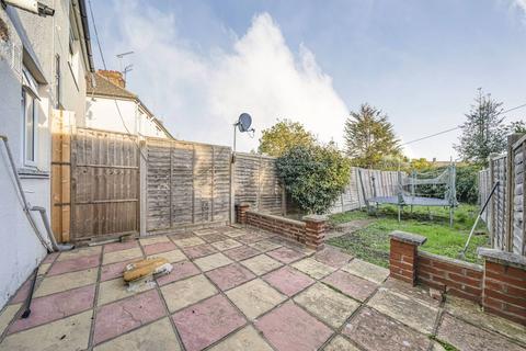 31 Williams Avenue, London, E17 5HX