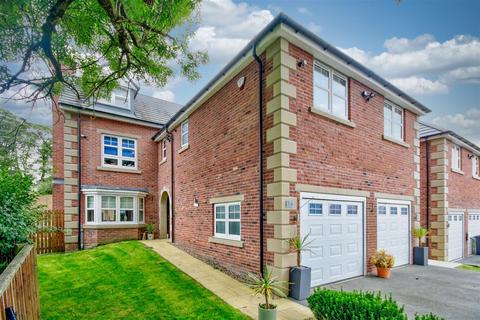 6 bedroom detached house for sale - Moor View Close, Ilkley LS29