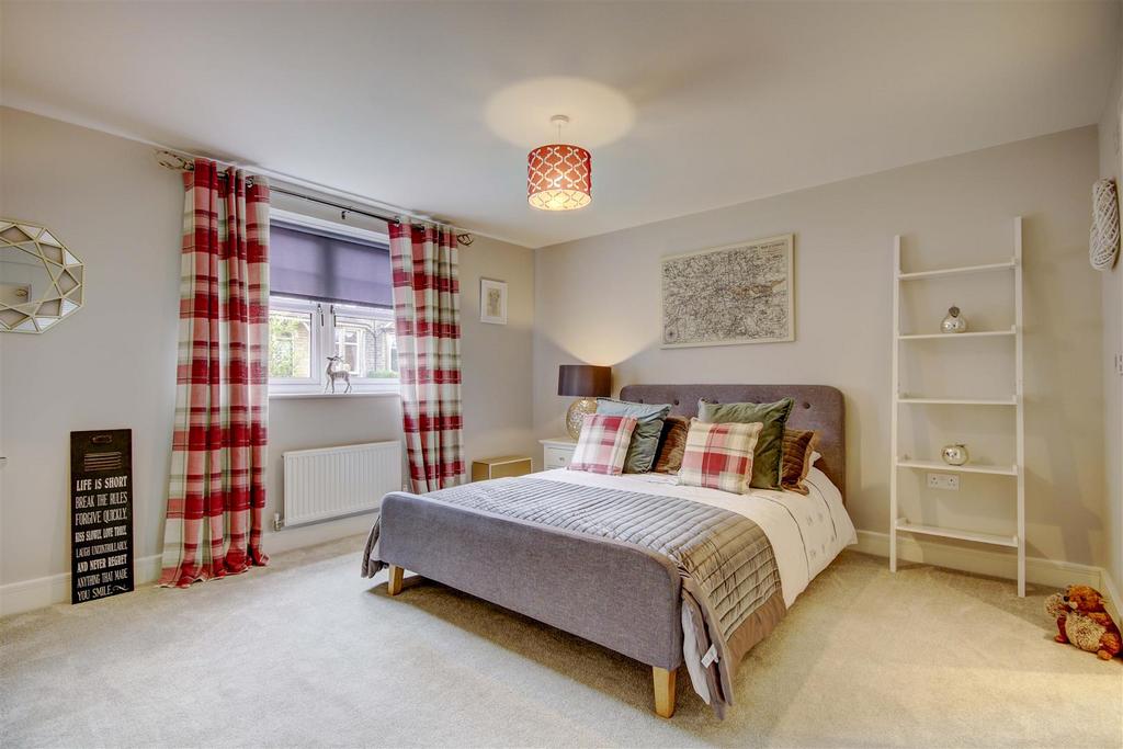 Guest bedroom