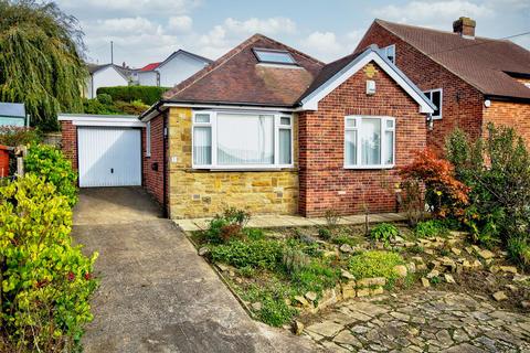 2 bedroom detached bungalow for sale, Henley Crescent, Leeds LS19