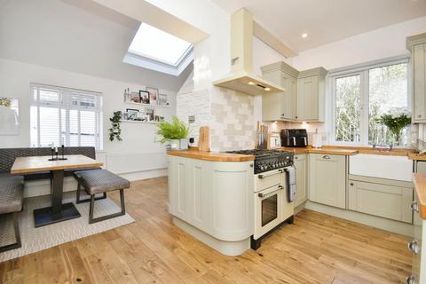 37 Bocking Lane, Sheffield, S8 7BG