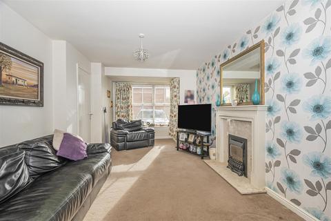 4 bedroom house for sale, 29, Lapwing Road Driffield, East yorkshire, YO25 5LF