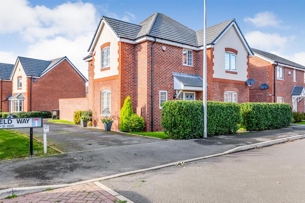 Cornfield Way, Weddington, Nuneaton 4 bed detached house for sale £