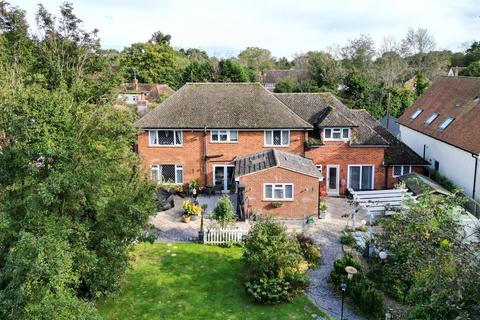 5 bedroom detached house for sale, Post Office Road, Woodham Mortimer