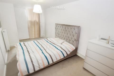 22 Townhall Square, Crayford, Dartford, DA1 4FH