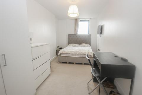 22 Townhall Square, Crayford, Dartford, DA1 4FH