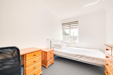 5 bedroom house to rent - Warwick Road, Canterbury