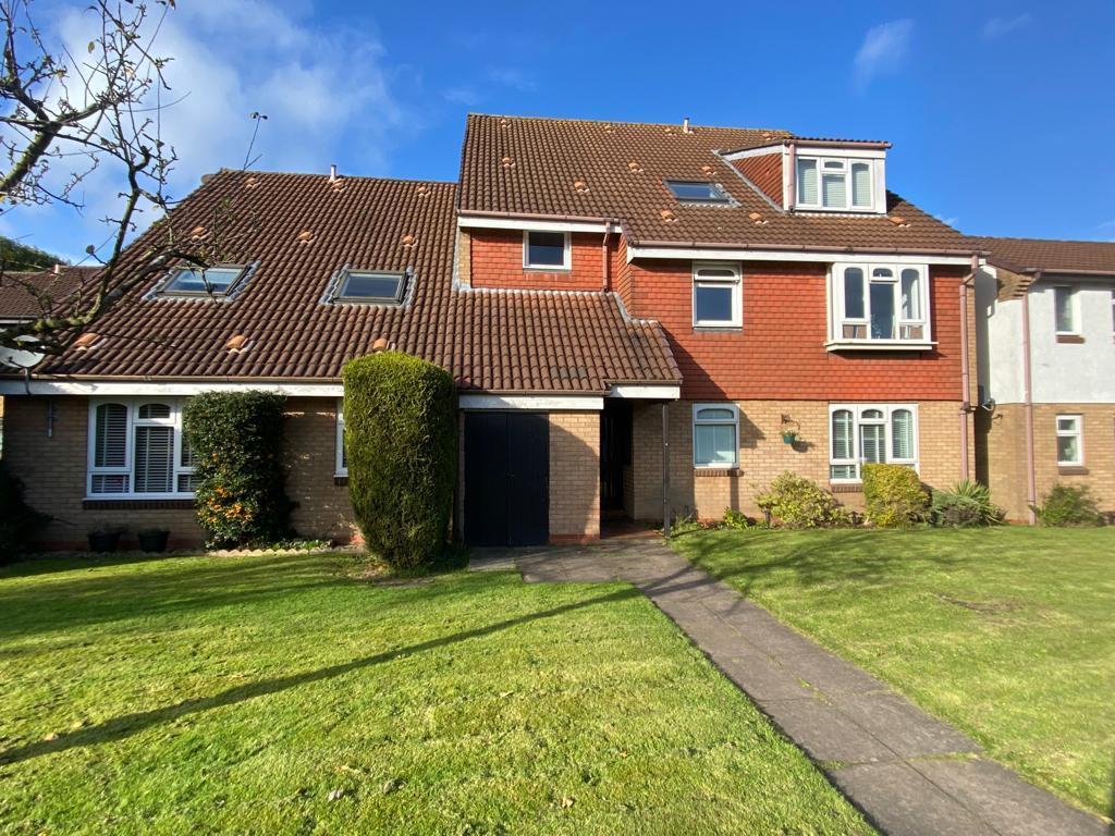 Compton Drive, Sutton Coldfield 2 bed apartment for sale £145,000
