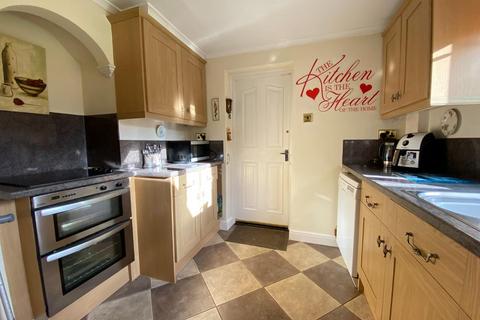 65 Baker Avenue, Stratford-upon-avon, CV37 9PN