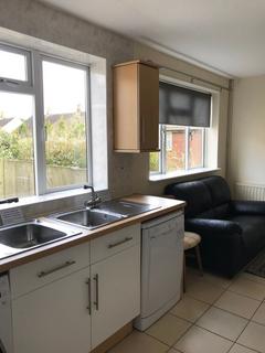 6 bedroom house to rent - Kent Avenue, Canterbury
