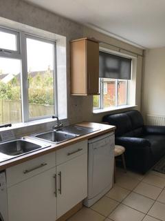 6 bedroom house to rent, Kent Avenue, Canterbury