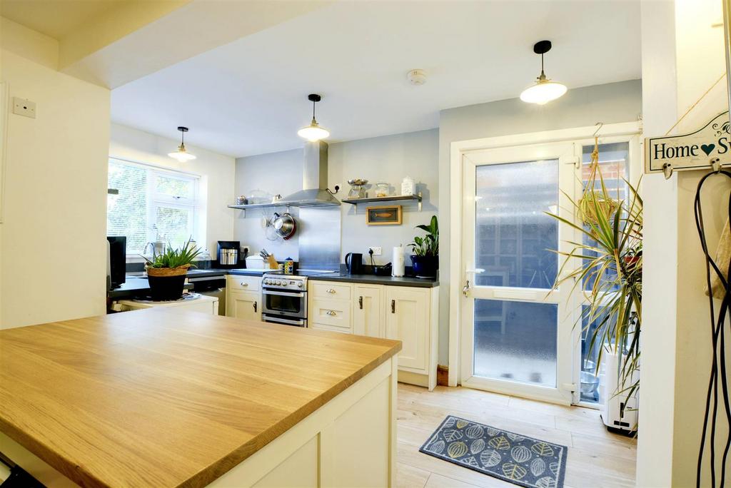 Breakfast kitchen