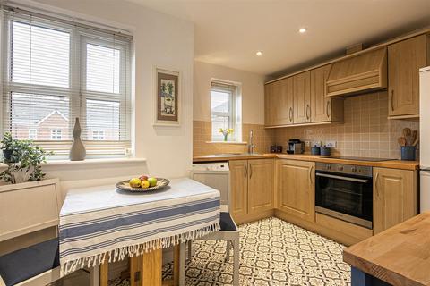 2 bedroom flat for sale - 54 St. Francis Close, Sandygate, S10 5SX