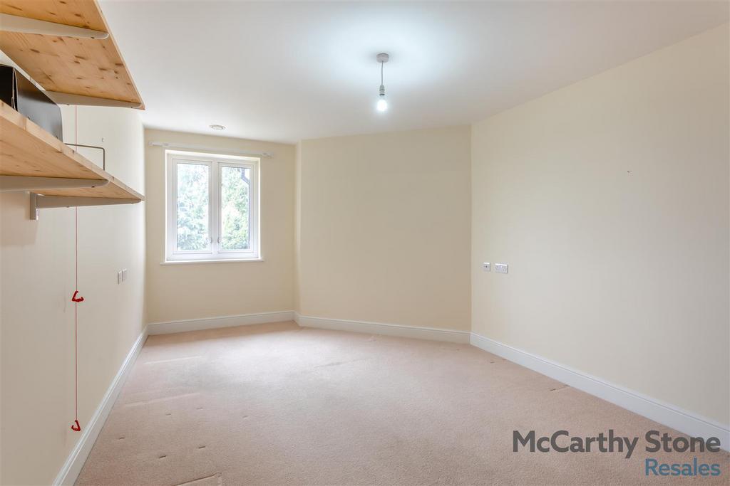 8657699-interior18.jpg
