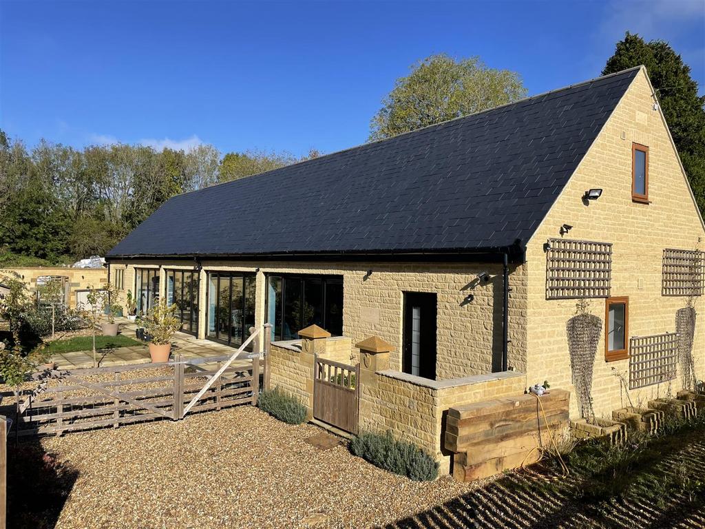 Honeysuckle House, Sandy Lane Court, Upper Rissington, Cheltenham 3 bed