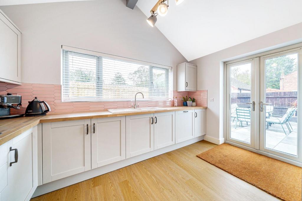 2nd view KITCHEN.jpg