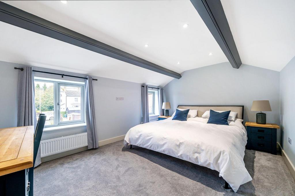 MASTER BEDROOM.jpg