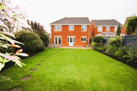 4 bedroom detached house for sale, Rockingham Drive, Cheadle