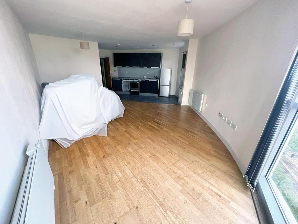 Altolusso, Bute Terrace, Cardiff 2 bed apartment for sale £165,000