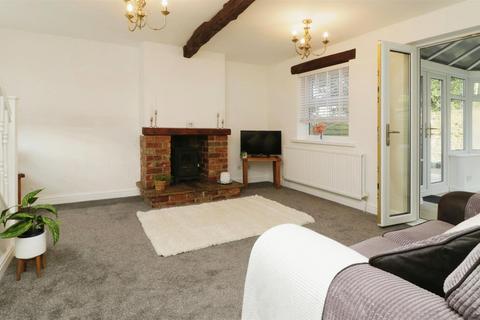 3 bedroom cottage for sale, Sandygate, Wath-Upon-Dearne, Rotherham