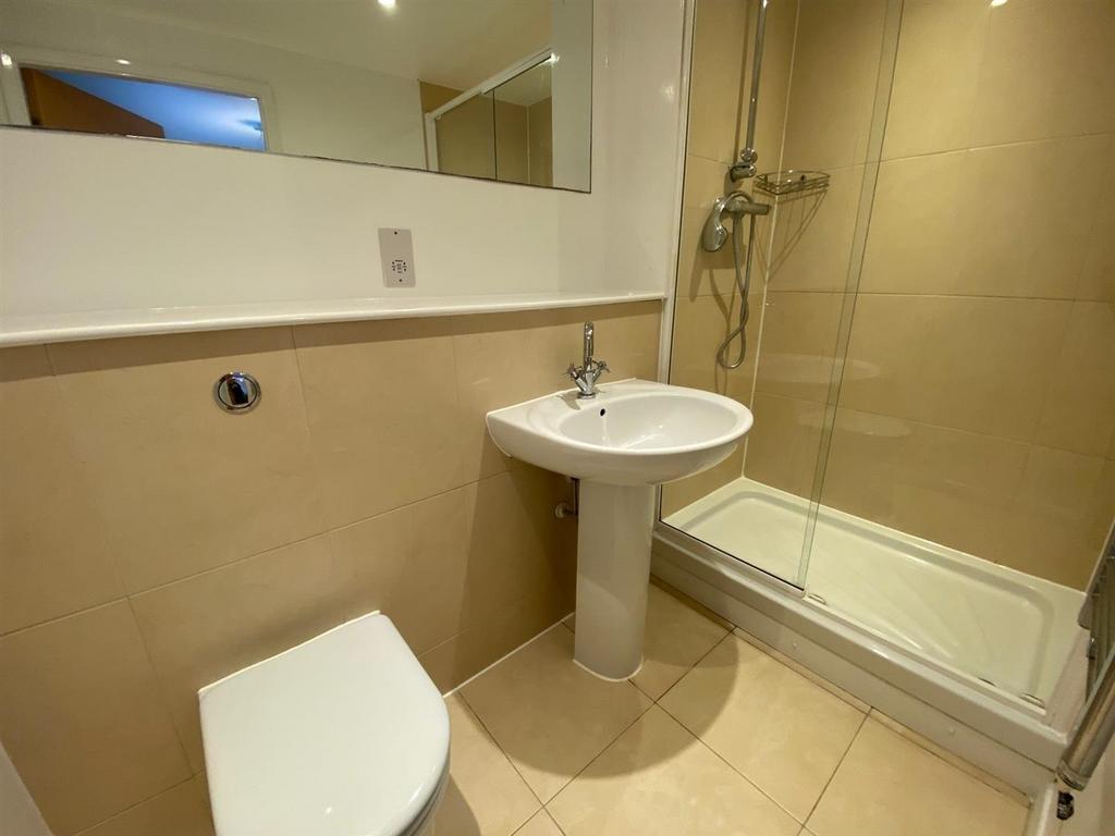 EN SUITE.jpg
