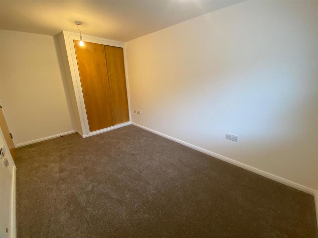 ROOM 1.jpg