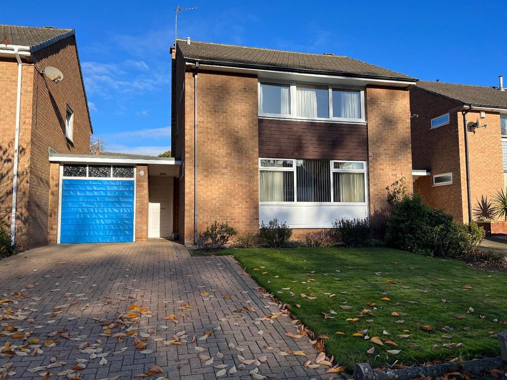 Hummersknott Avenue, Darlington 4 bed link detached house for sale £
