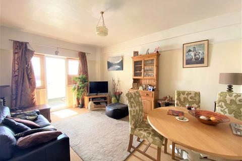 undefined, Marine Court, St. Leonards-On-Sea TN38