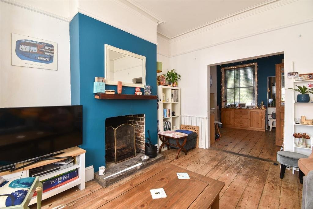 Living room/dining room