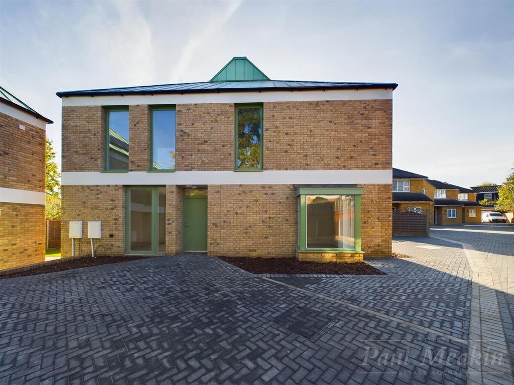 The Warren, The Green, Croydon, Surrey 4 bed semidetached house for