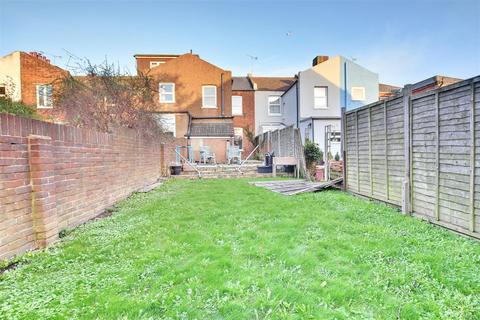2 bedroom terraced house for sale, Windsor Road, Bexhill-On-Sea