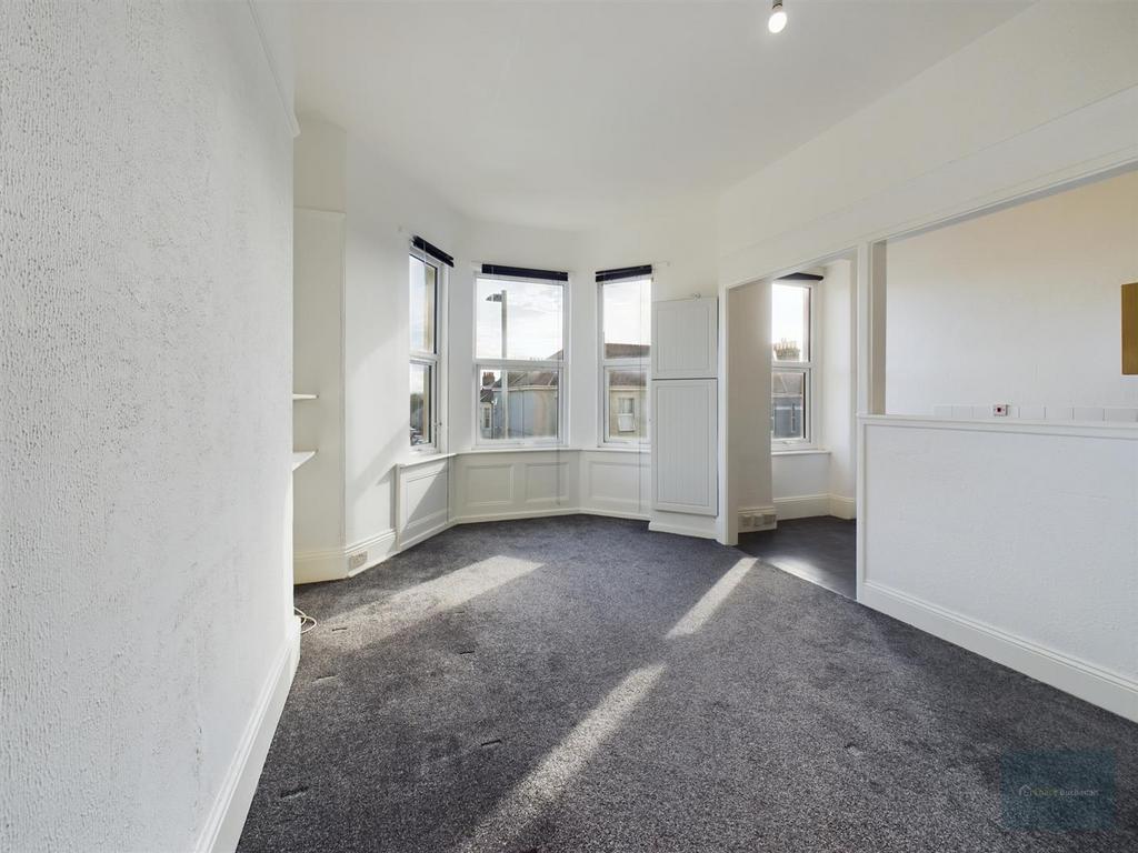 Greenbank Avenue, Plymouth PL4 4 bed house for sale £250,000