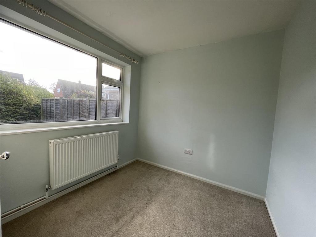 Bedroom 2.JPG