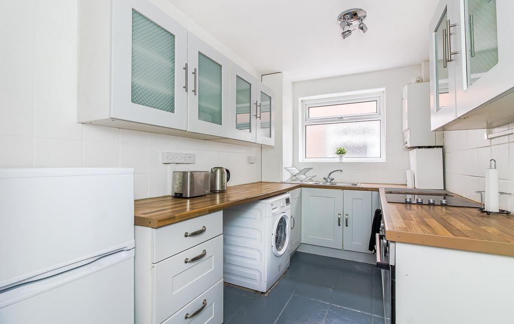 Kitchen (1 of 1).jpg