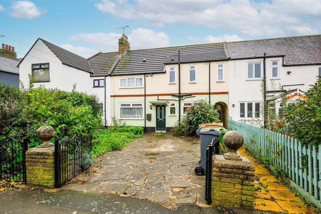 Warwick Road, Chingford 4 bed house for sale £600,000
