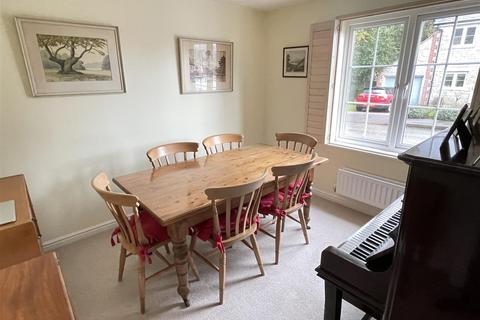 3 Bay View Road, Duporth, St Austell, PL26 6BN