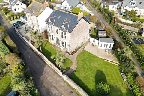 4 bedroom detached house for sale, Pendeen Road, Porthleven TR13