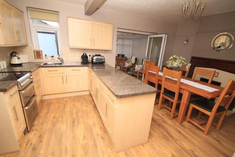 103 Apperley Road, Bradford, BD10 0AU